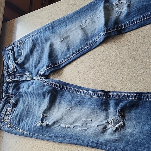Miss Me Fleur-de-lis Deconstructed Bling Bootcut Jeans Size 27 - Picture 8 of 11